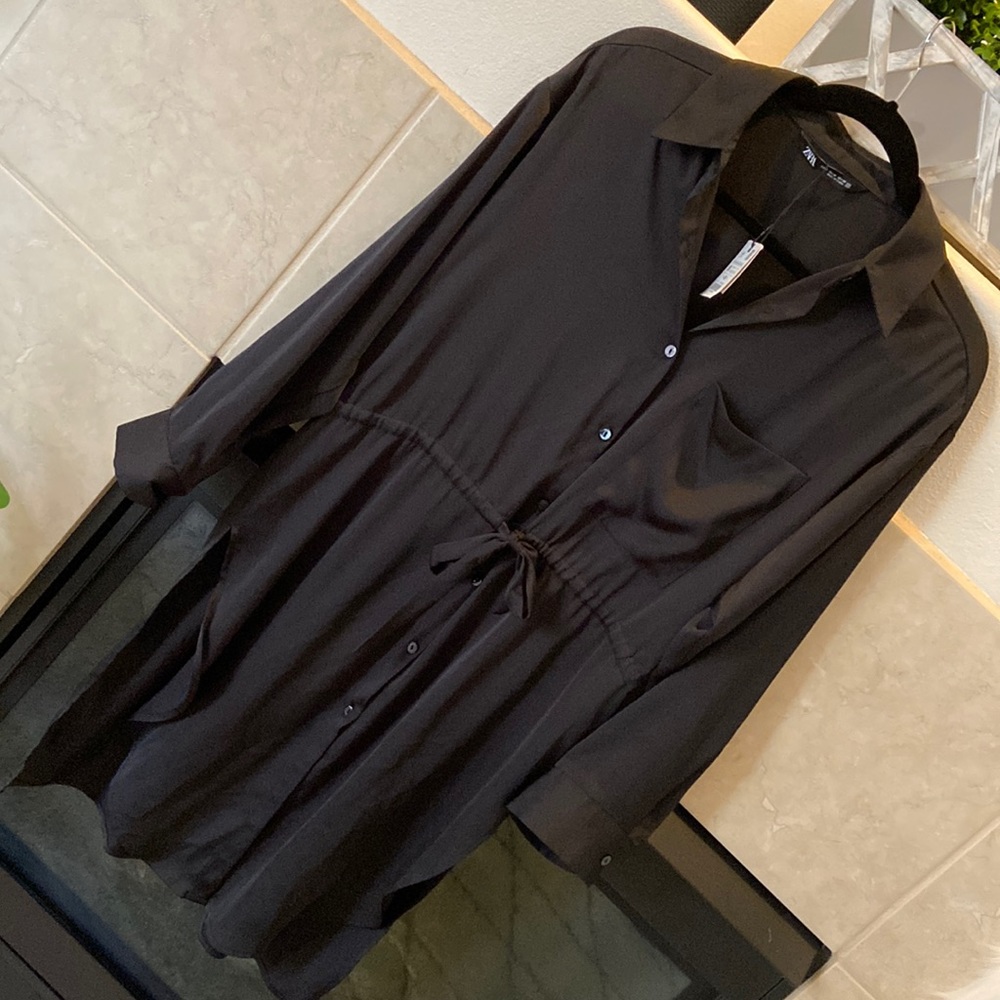 Black Zara top